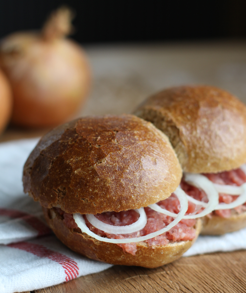 Röggelchen mit Mett